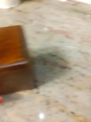 Caja de madera para joyero con estante