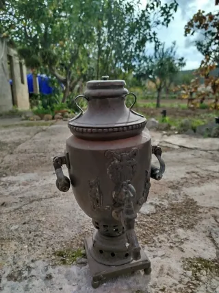Samovar antiguo decorado