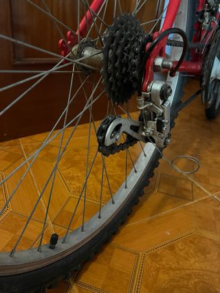 Bicicleta Otero Roja y Amarilla