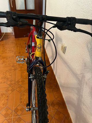 Bicicleta Otero Roja y Amarilla