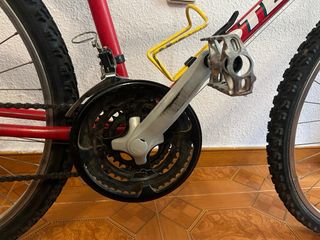 Bicicleta Otero Roja y Amarilla