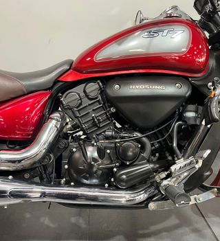 Hyosung ST 7
