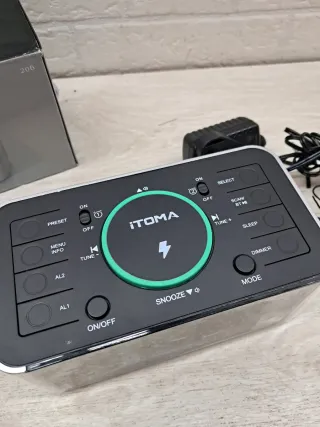 Reloj Despertador iTOMA DAB/FM Carga Inalámbrica
