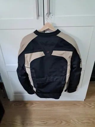 Chaqueta Moto Negra y Beige.Talla s.