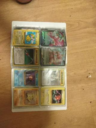 Cartas Pokémon Variadas