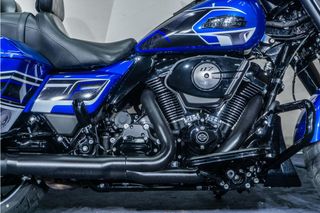 HARLEY DAVIDSON STREET GLIDE REESTRENO * IMPECABLE * TOURPACK * MOTOR 117 MILWAUKEE *