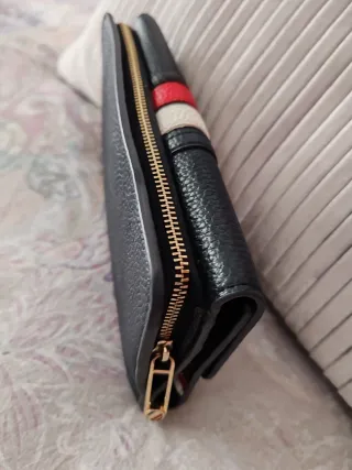 Cartera Tommy Hilfiger Negra