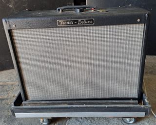 Fender hot rod deluxe alquiler