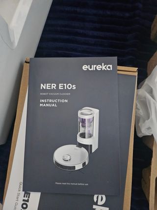 Robot Aspirador Eureka Blanco