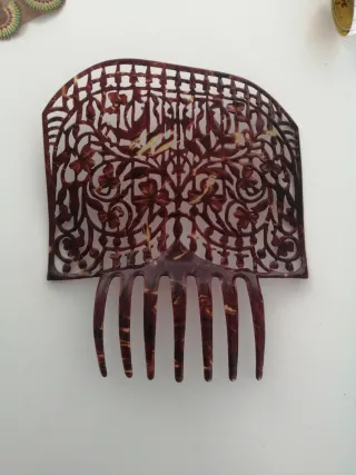 Peineta Grande de Plástico Diseño Floral Marrón