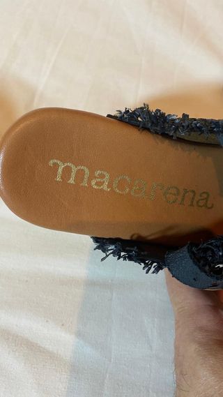 Zuecos de madera Macarena Marrones