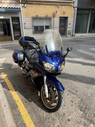 Yamaha FJR 1300 2004