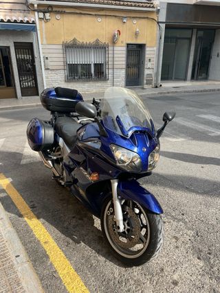 Yamaha FJR 1300 2004