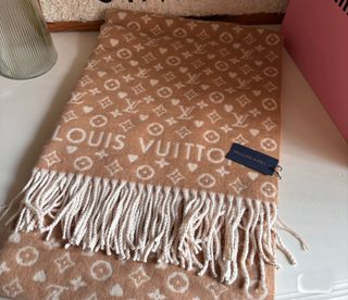 Bufanda Louis Vuitton Cachemir Beige y Marrón