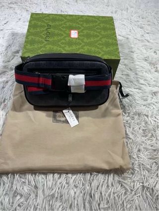 Proveedor zapatillas, ropa y accesorios