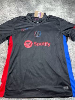 Proveedor zapatillas, ropa y accesorios