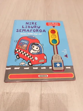 Nire liburu semaforoa Kontuz, gorri dago eta!