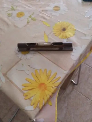 Livella a bolla antica in ottone