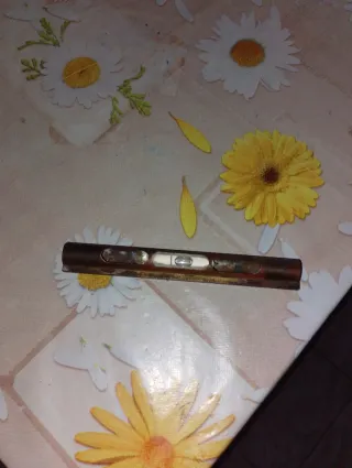 Livella a bolla antica in ottone