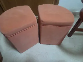 Mesa de centro con 4 pufs