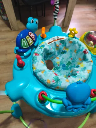 Saltador de actividades infantil Baby Einstein