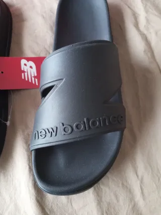 Chanclas New Balance nuevas