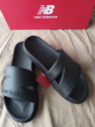 Chanclas New Balance nuevas