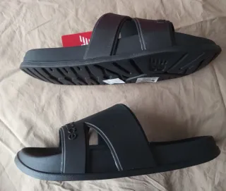 Chanclas New Balance nuevas