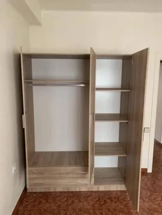 Armario 3 puertas 229€