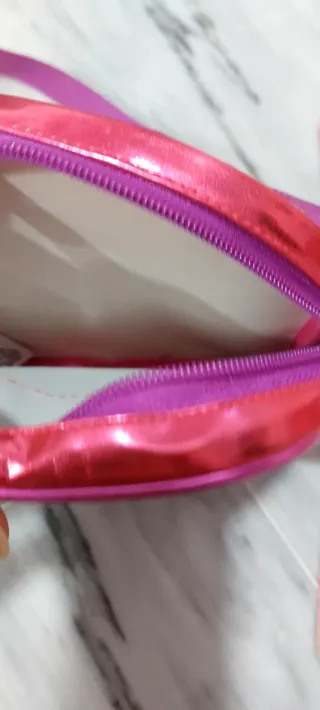 Lote Muñeca Rapunzel y Bolso