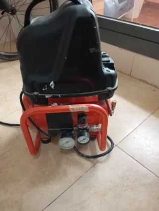 Compresor Black & Decker Rojo