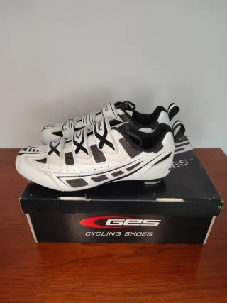 Zapatillas Ciclismo GES Blancas Talla 39