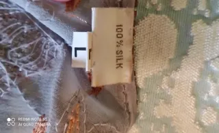 Blusa bordada y con pedrería