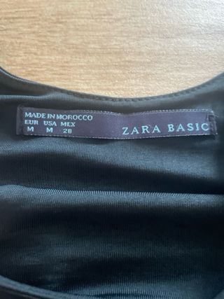 Vestido negro con flores