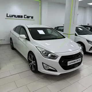 Hyundai i40 2013 Full