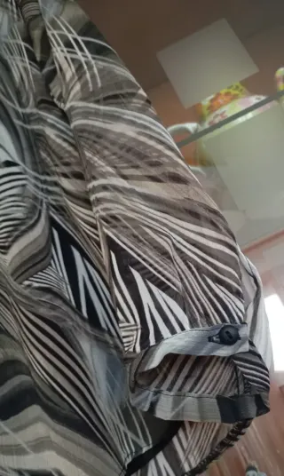 Blusa Pilar Prieto manga larga estampada