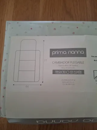 Cambiador de bebé con corona