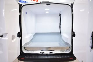 Renault Trafic FURGÓN IR 3000 KG L2H1 2.0 DCI 130 CV ISOTERMO REFORZADO