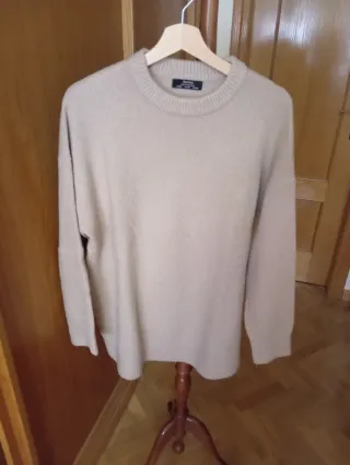 Jersey Bershka beige talla M