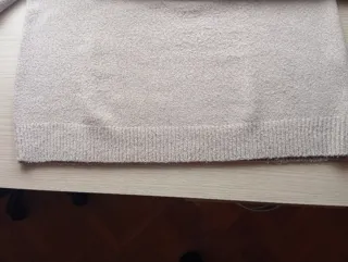 Jersey Bershka beige talla M