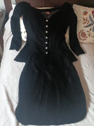 Conjunto de terciopelo elegante, botones cristal