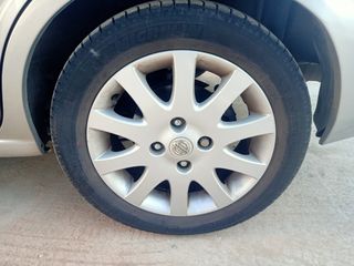 3 Neumáticos Michelin 195 55R16