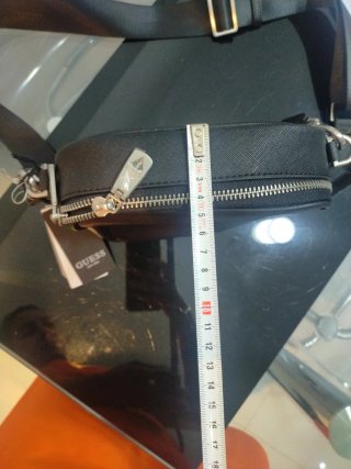 Bolso bandolera Guess negro