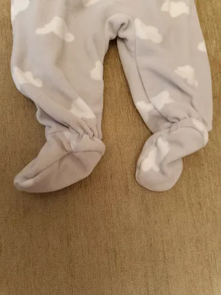 Saco/Buzo/Pijama Infantil Nubes