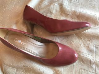 Tacones Gabor charol rosa talla 38