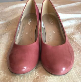 Tacones Gabor charol rosa talla 38