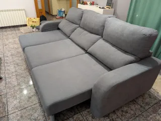 Sofá Chaise Longue Gris con Arcón
