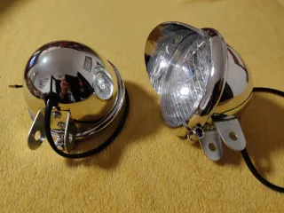 Faros Cromados para Moto (2 unidades)