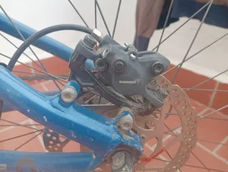 Vendo bici lapierre, frenos ruedas cambiados nuevo