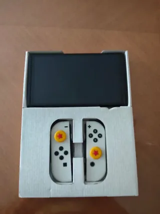 Nintendo Switch OLED Bianca e Nera